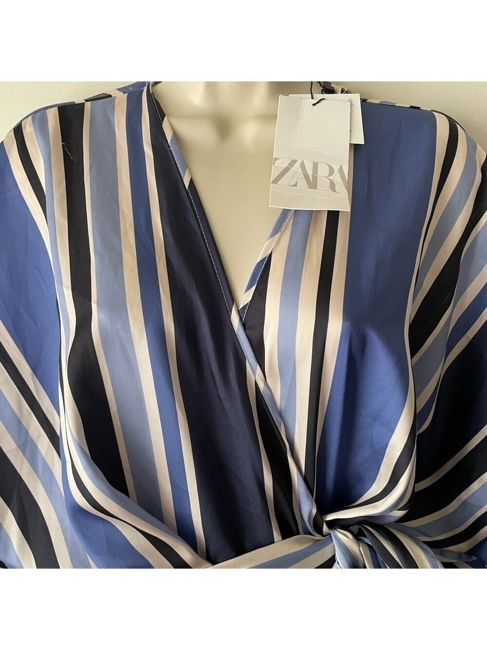 Zara Satin Striped Skort Romper Blue White Wrap V Neck NWT Size Small - Picture 8 of 16